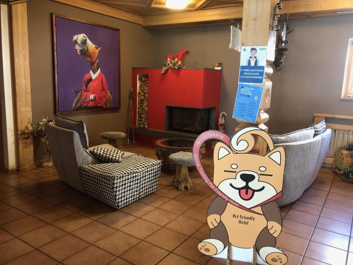 Alpine Touring Hotel-Petfriendly Pozza di Fassa Exteriör bild